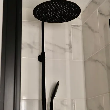 Cocon Moderne Compans Caffarelli - Metro, Charme & Confort *